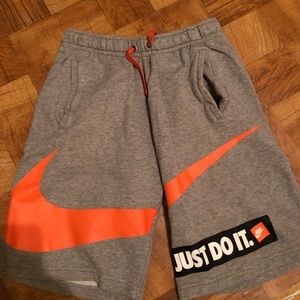 Nike grey shorts